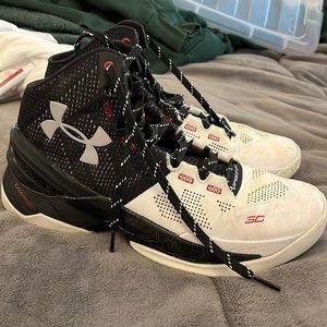 Curry Basketball Shoes